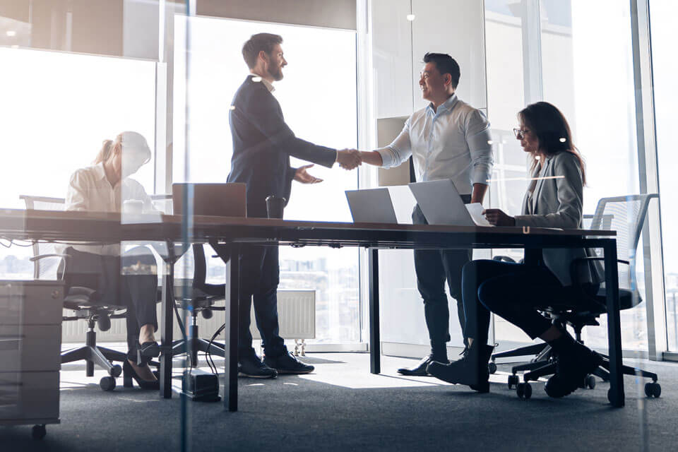 About - LawBridge Corporate